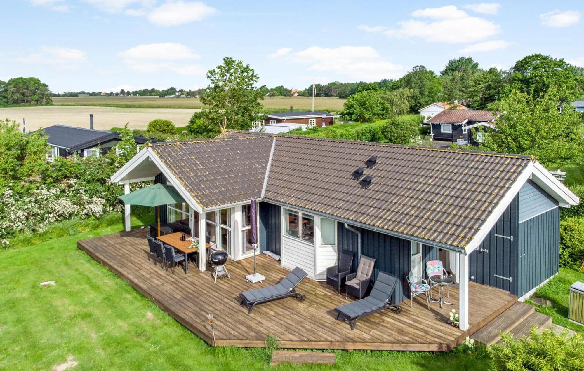Cozy Home In Gedser With Wifi Экстерьер фото